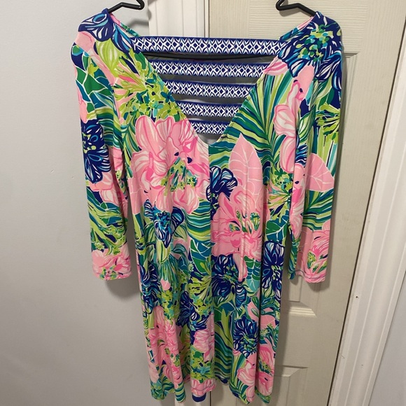 Lily Pulitzer size M, floral mochi dress. WOT worn once, amazing condition. - Picture 5 of 7